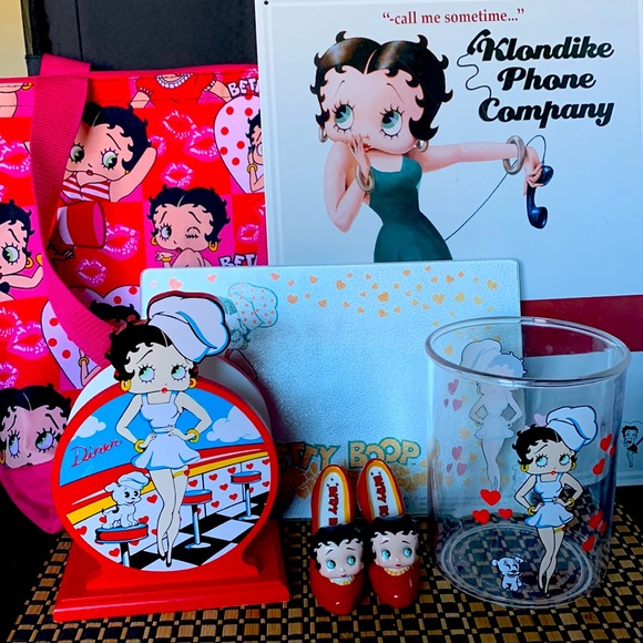 Vintage Betty Boop Kitchen Collectibles with Tote - Picture 1 of 11